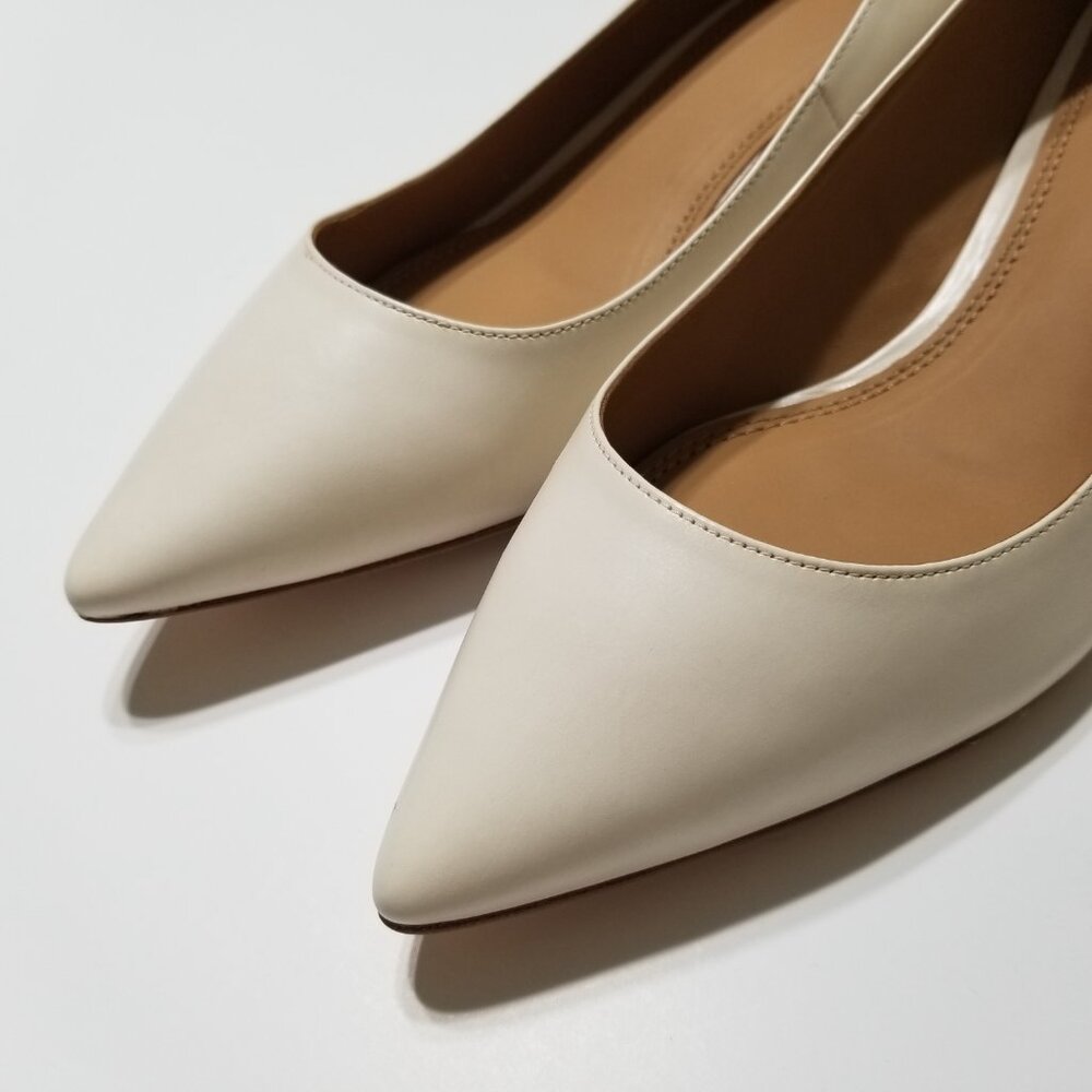 NIB Tory Burch Elizabeth Pump 40MM Leather Perfect Ivory Size 8.5 $278 - Picture 11 of 16